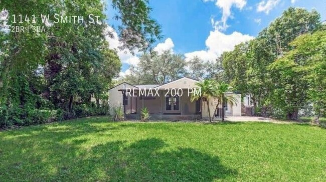 Photo - 1141 W Smith St House