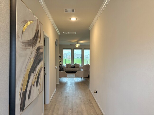 Building Photo - 15782 Cairnwell Bend Dr