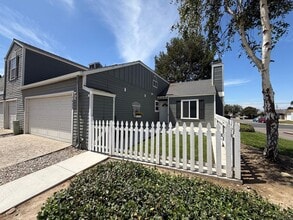 Building Photo - 1623 Point Lobos Ln
