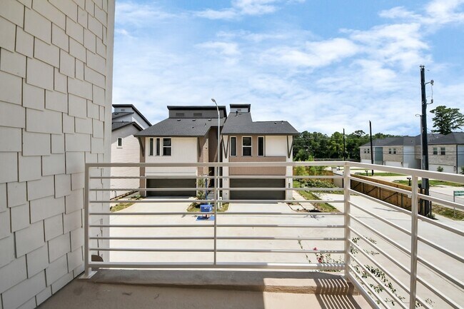 Foto del edificio - 5903 Urban Pnes St