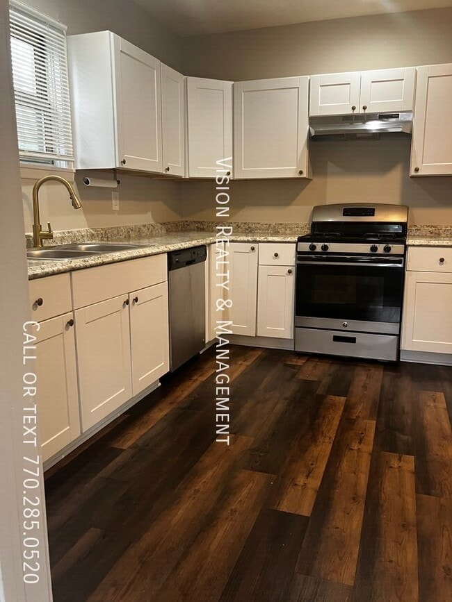Building Photo - 3284 Stillwood Dr