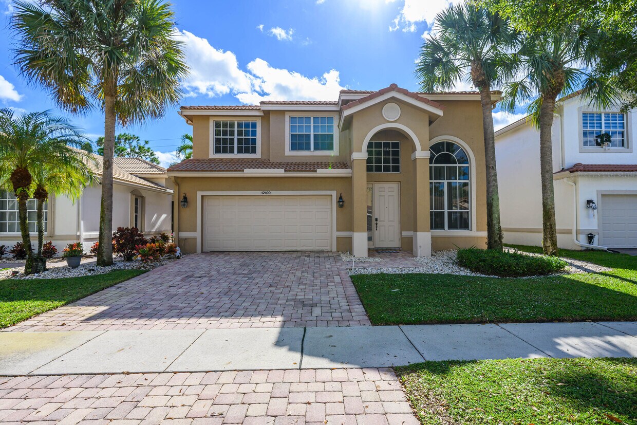 Foto principal - 12109 Colony Preserve Dr