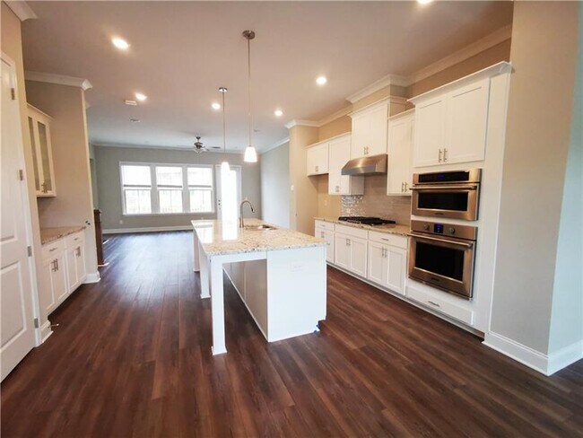 Foto del edificio - 4945 Shay Town Ln