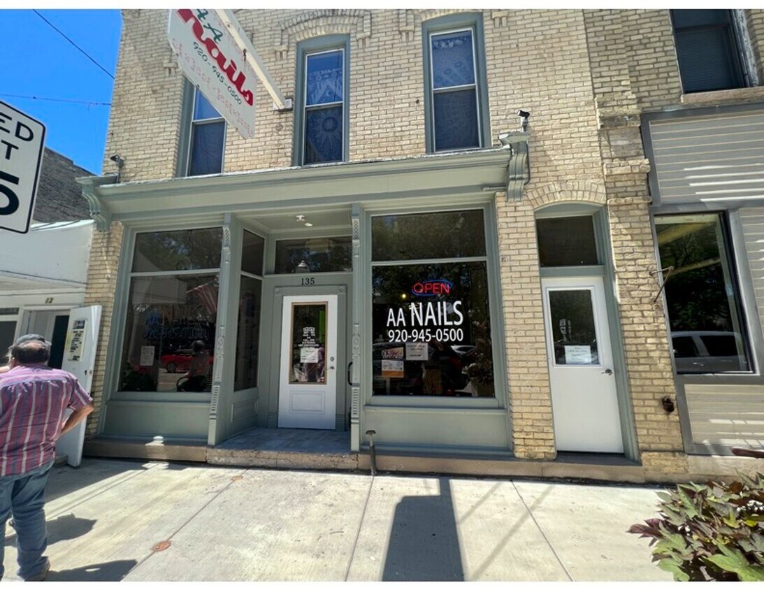 Building Photo - 135 North Main Street