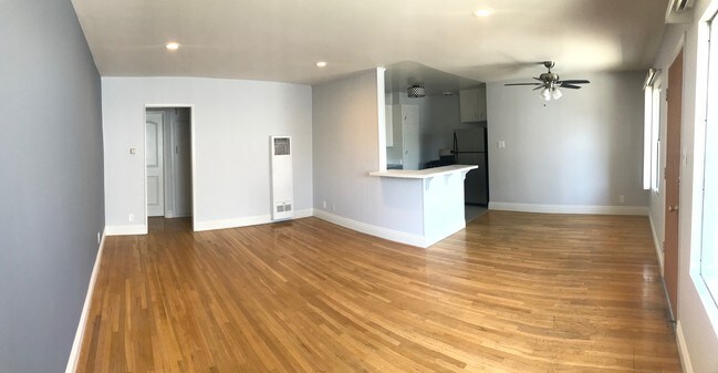 Building Photo - 5522 Carlton Way