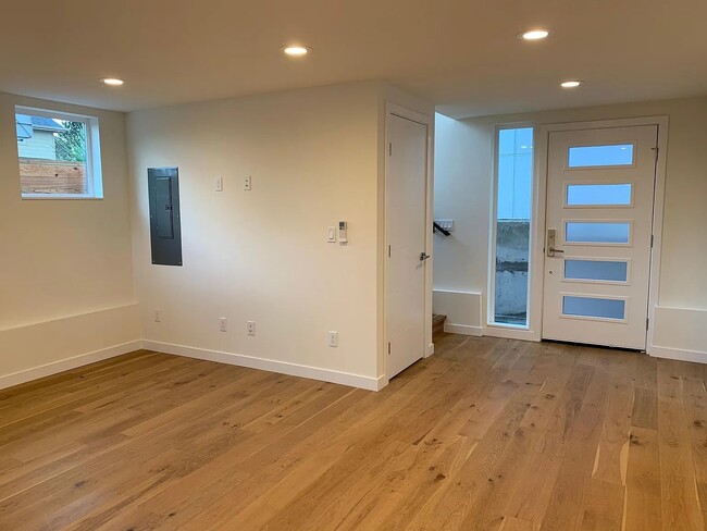 Foto del edificio - 4248 S Graham St