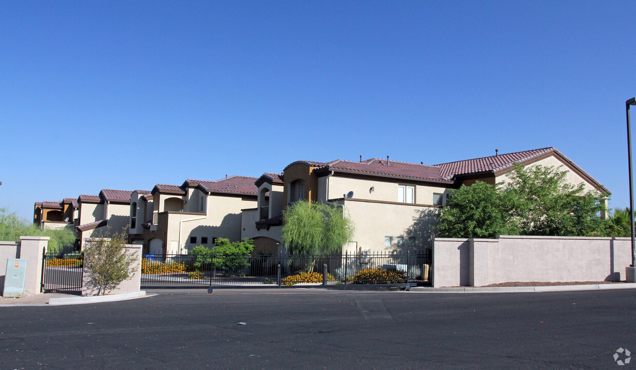 Building Photo - Ridgeview Townhomes