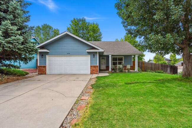 Photo - Stylish living in this modern 3 bed 2 bath... House