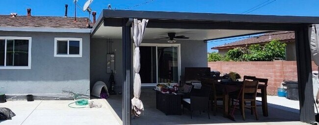 Foto del edificio - 11782 Palmwood Dr