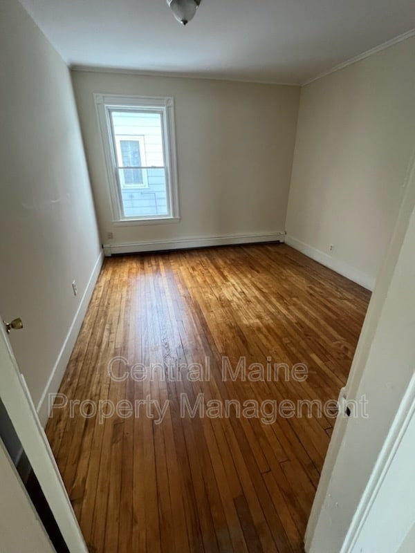 25 Shawmut St Unit 3, Lewiston, ME 04240 Condo for Rent in Lewiston