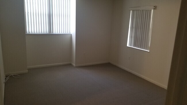 Foto del edificio - 10425 SW 112th Ave