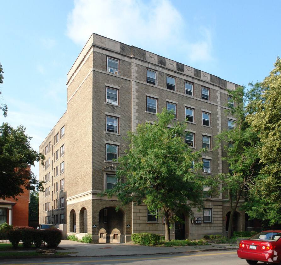 Foto principal - Hyde Park Apartments