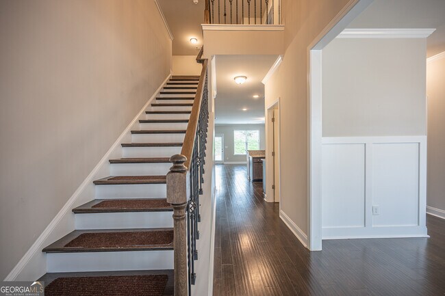 Building Photo - 442 Hinton Farm Wy.