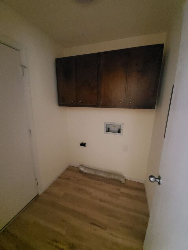 Foto del edificio - 2bd -1 ba Newly Remodeled