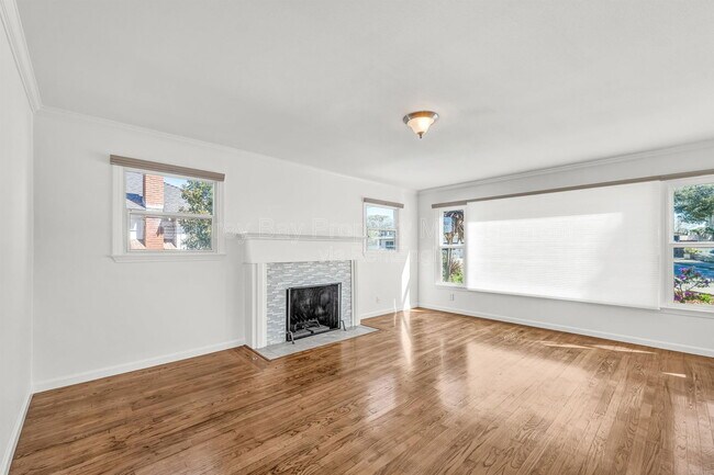 Foto del edificio - 12 Lilac St