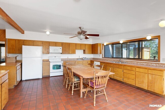 Foto del edificio - Soulful Mountain Sanctuary in Ashland - Av...