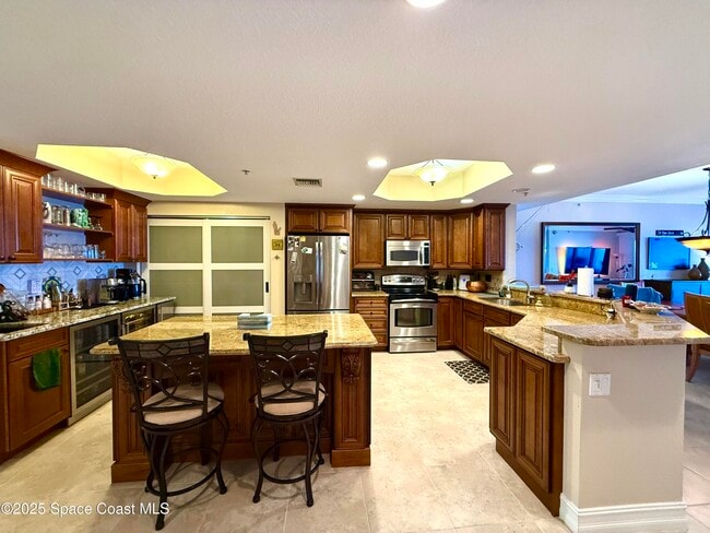 Building Photo - 480 Sail Ln