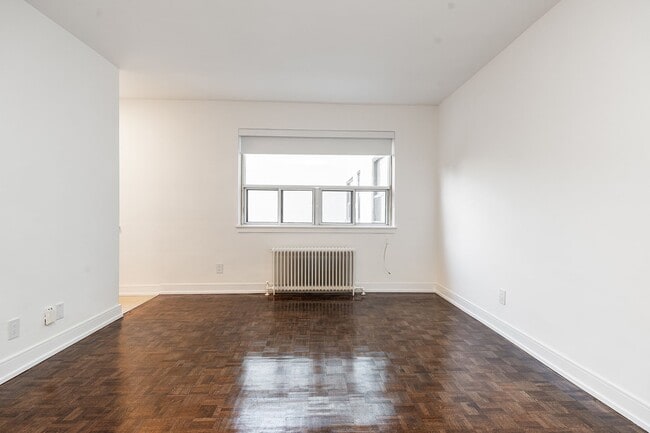 Building Photo - 1001 O'Connor Dr