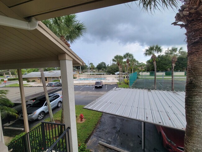 Building Photo - 3081 SE Aster Ln