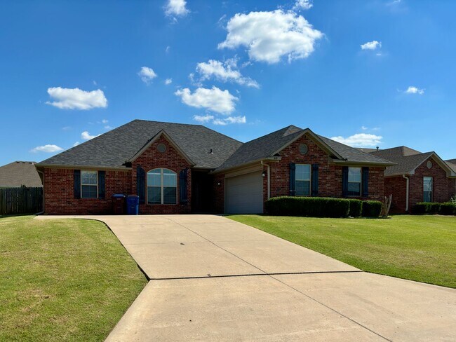 Foto del edificio - Beautiful 4 Bed / 2 Bath Home in Fort Smith