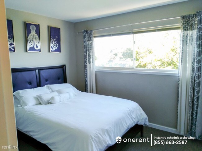 Foto del edificio - 2 br, 1 bath Apartment - 8009 Greenridge Dr