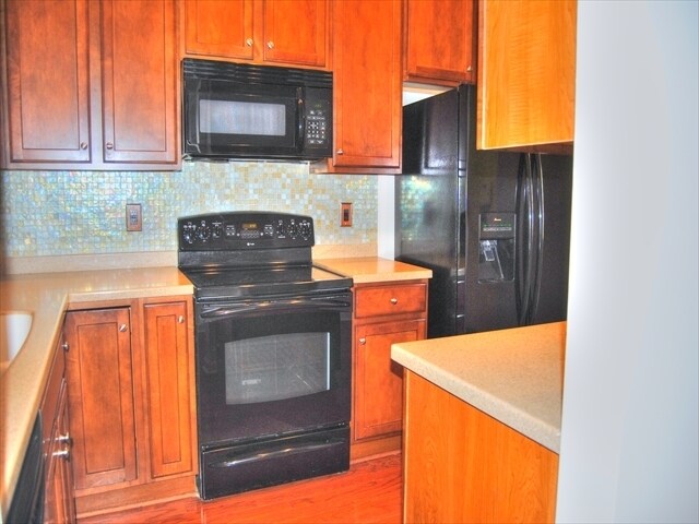 Foto del edificio - Spacious 3 story Townhome-Close to Downtow...