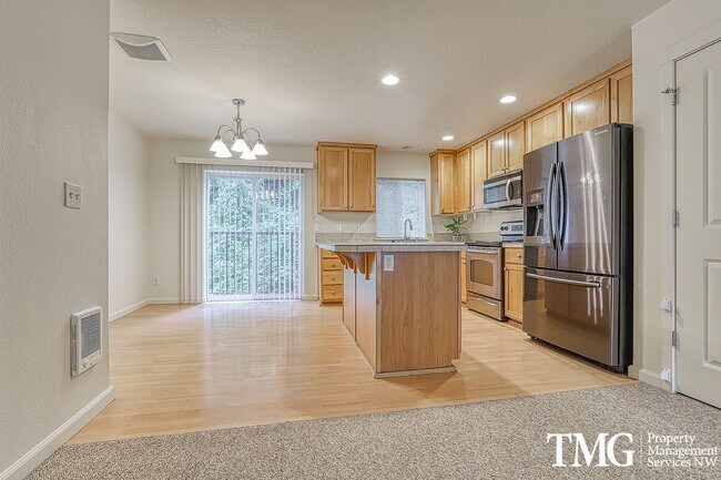 Foto del edificio - Centrally Located, Pet Friendly, 3 Bed 2.5...