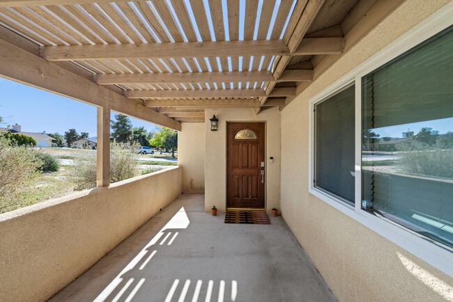 Building Photo - 58328 Bonanza Dr