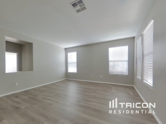 Building Photo - 25727 N Desert Mesa Dr