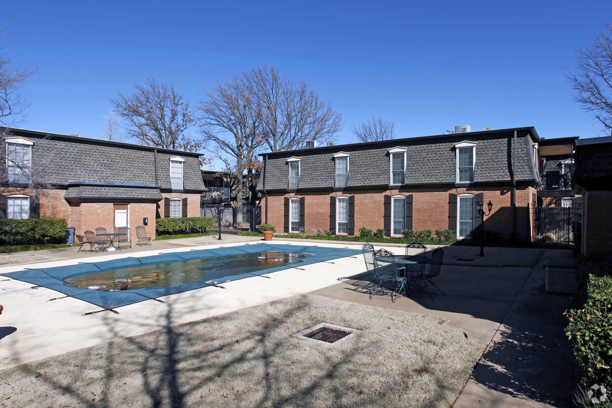 Primary Photo - Normandie Condominiums
