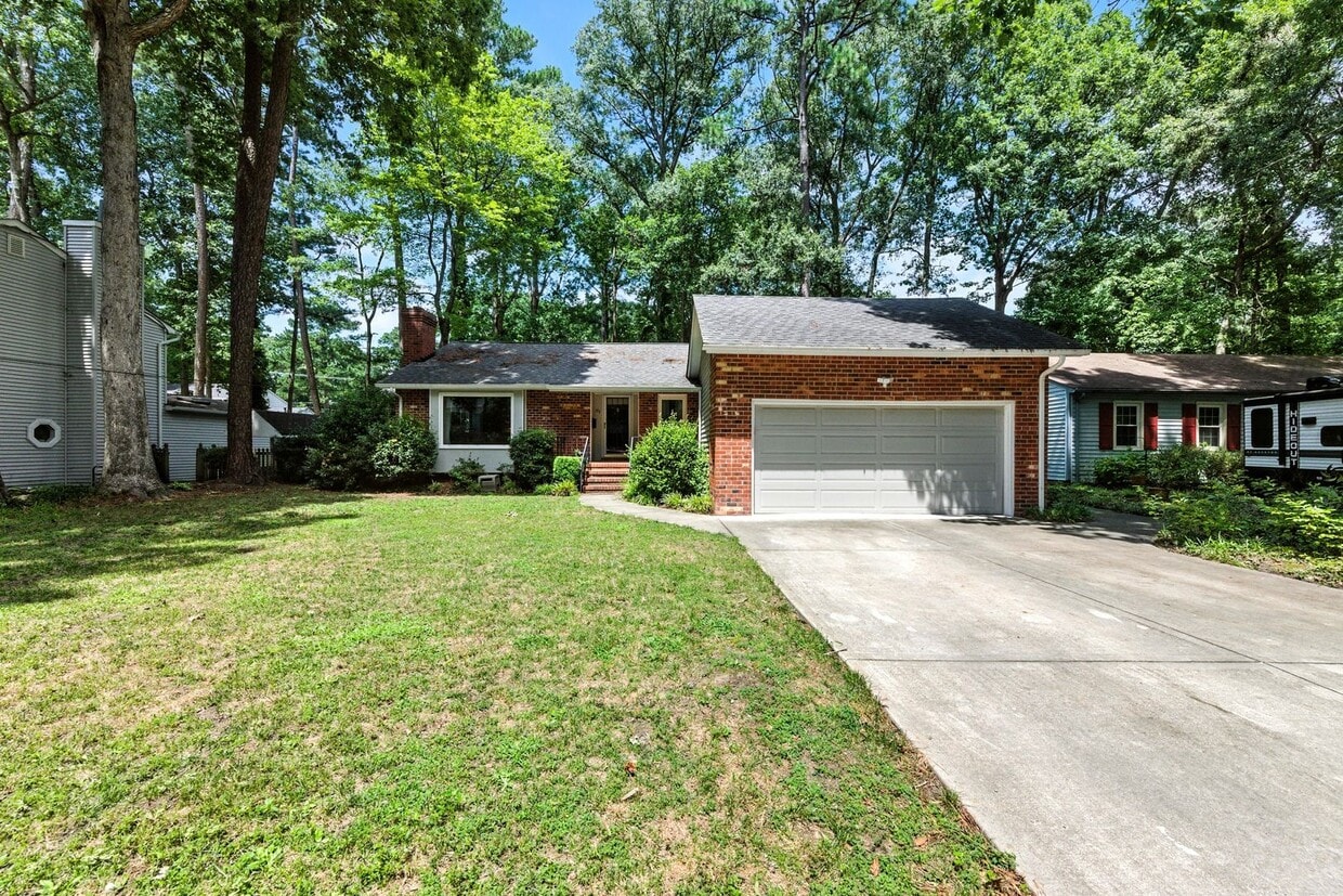 Primary Photo - 177 Alpine St