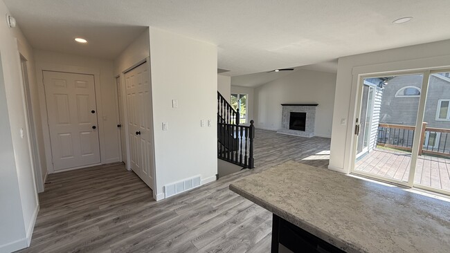 Foto del edificio - 2057 Eastcastle Dr SE