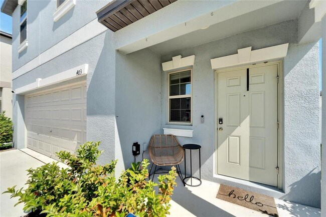 Building Photo - 403 Royal Empress Dr