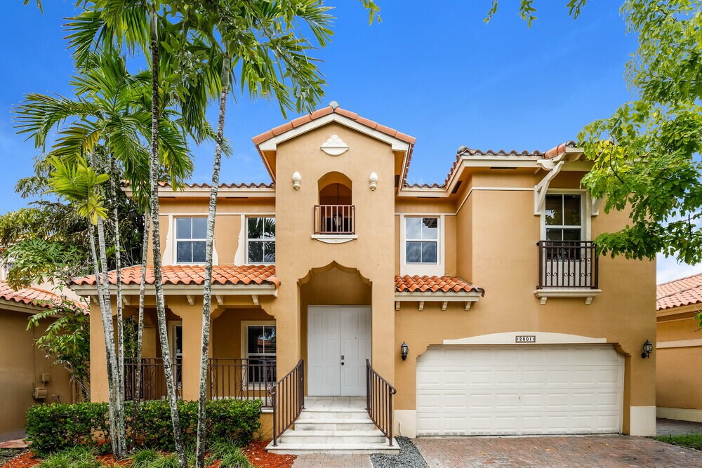 Foto principal - 2801 SW 152nd Ct
