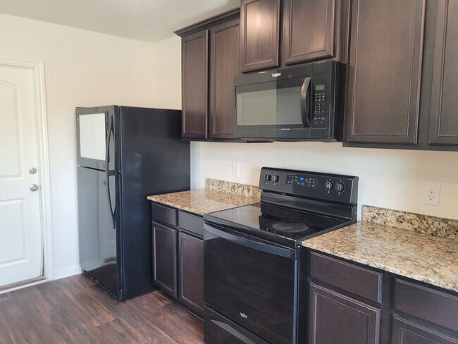 Foto del edificio - 3bd 2.5 Home in Luckey Ranch