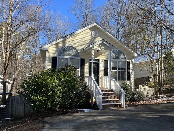 Primary Photo - 3615 Hudson Dr