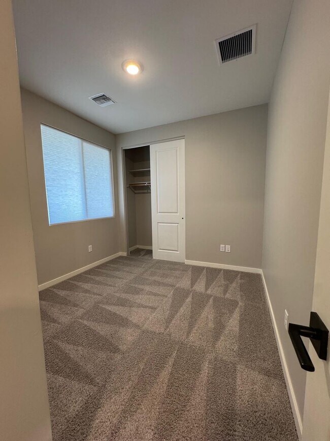 Foto del edificio - Brand New- SANTANA CAMILO