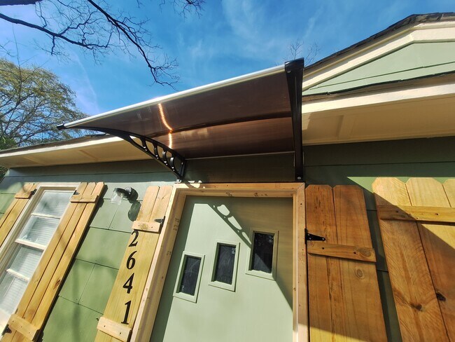 Building Photo - 2641 Leone Dr N