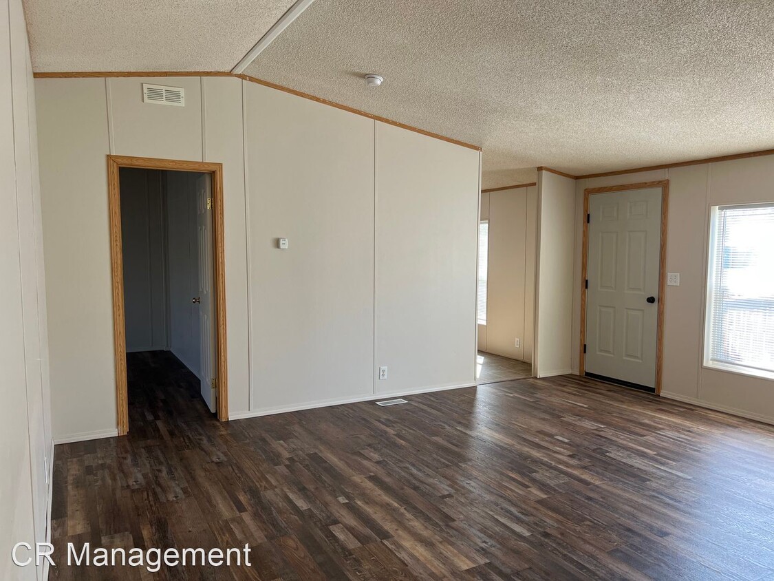 Primary Photo - 3 br, 2 bath House - 217 Silver Maple Dr.