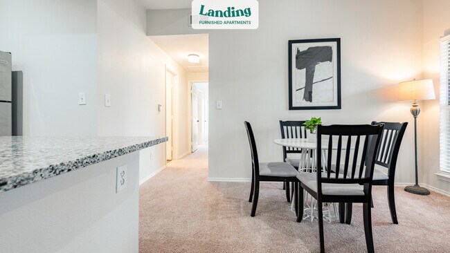 Building Photo - 2501 Oak Hill Cir