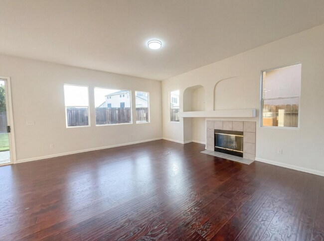 Foto del edificio - 8137 Wyndwillow Way