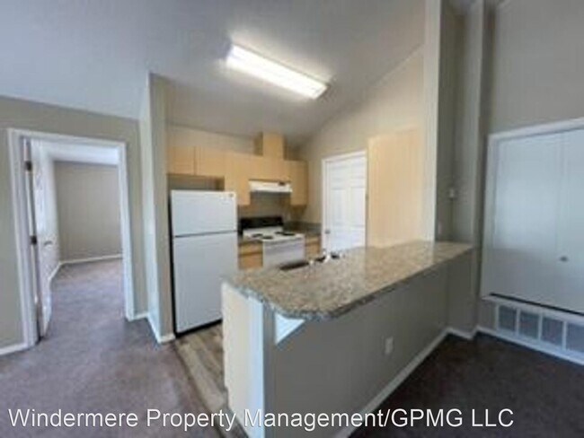 Foto del edificio - 2 br, 2 bath House - 213 N. Avenger Ln #201
