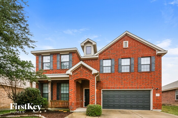 Foto principal - 429 Emerald Creek Dr