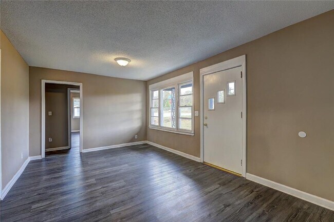 Foto del edificio - 1640 Kitchens Rd