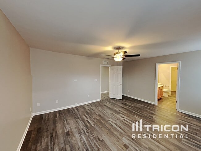 Building Photo - 4366 Westhill Pl