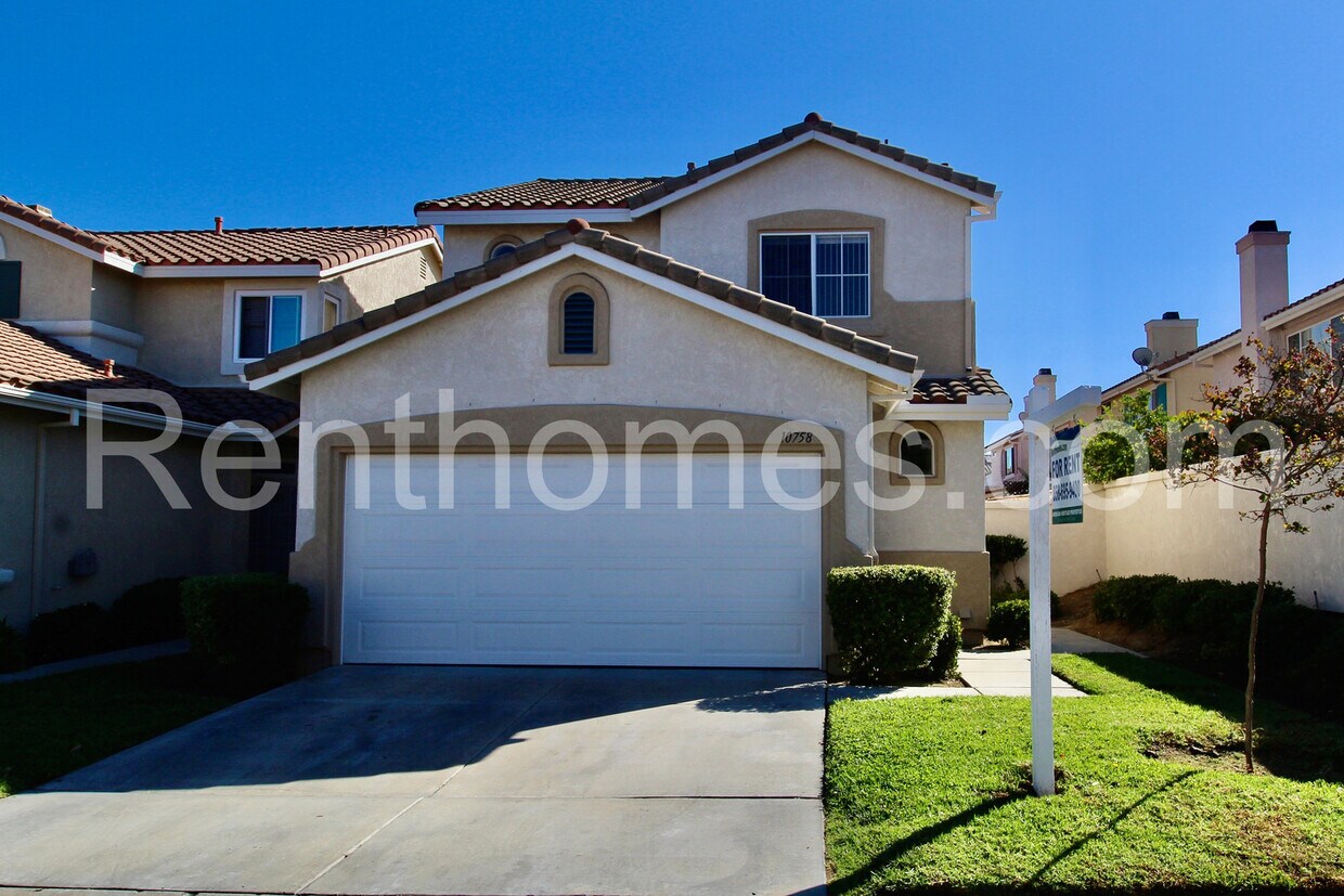 Primary Photo - Mira Mesa, 10758 Westonhill Drive -Walking...