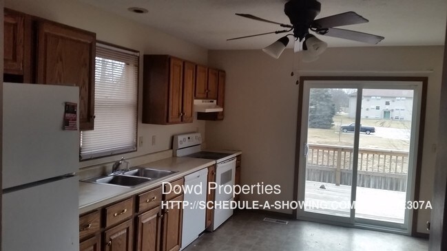 Building Photo - 1501 Northbrook Dr