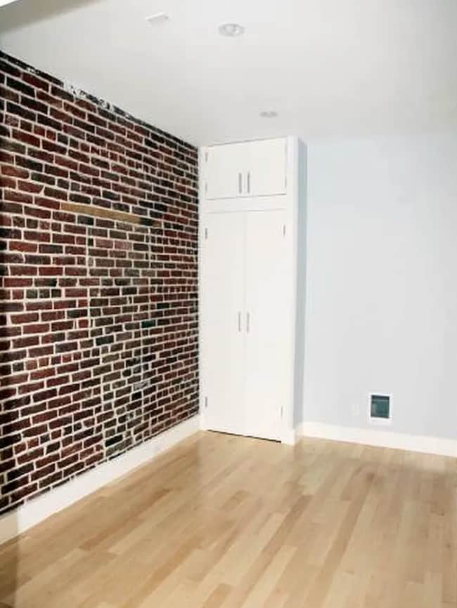 Building Photo - 938 1st Ave