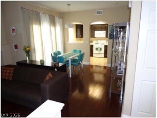 Building Photo - 348 Seine Way