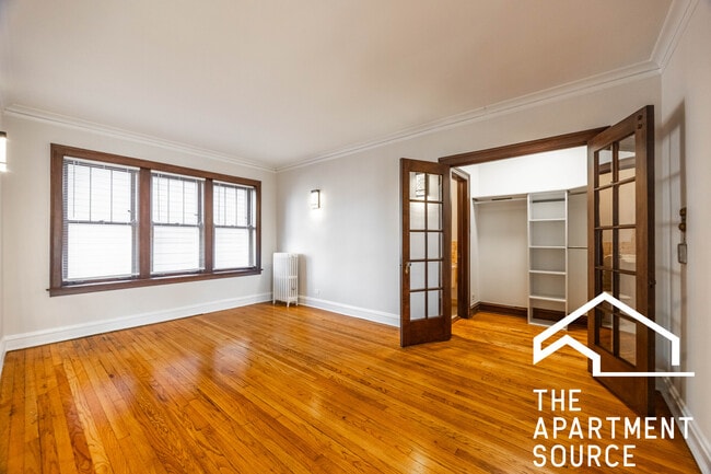 Building Photo - 3130 N Spaulding Ave